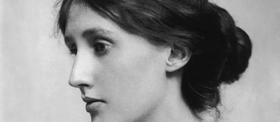 Virginia Woolf en un retrato de 1902 realizado por George Charles Beresford