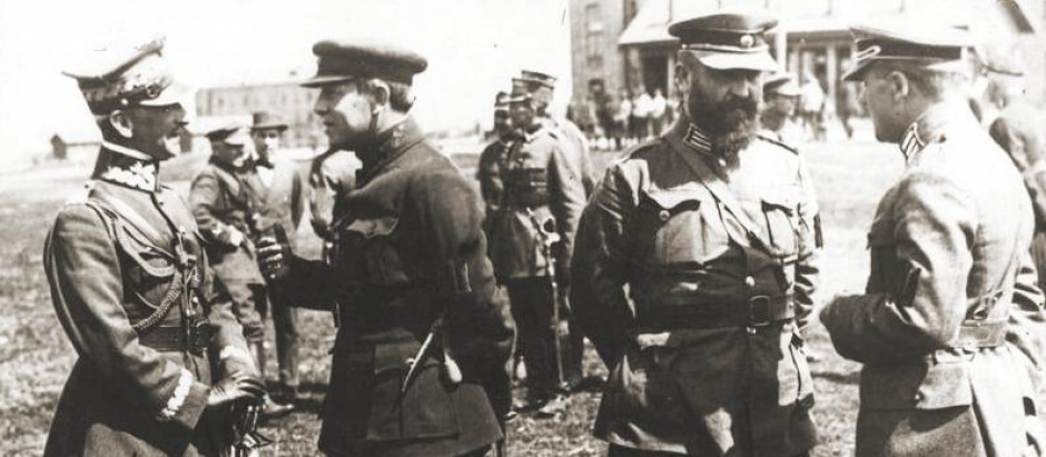 Oficiales ucranianos y polacos - Expedición a Kiev, abril de 1920 para el Tratado de Varsovia