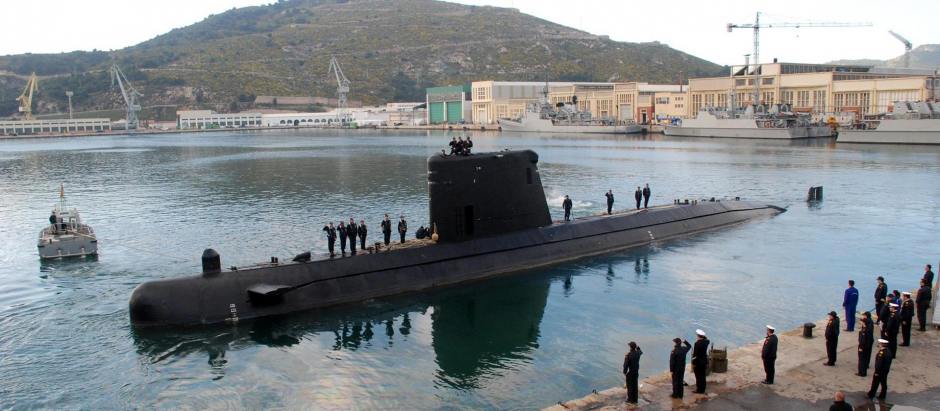 El submarino español "Tramontana", modelo S-74