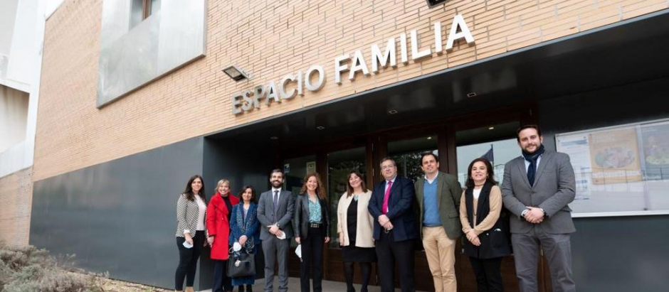 La alcaldesa de Pozuelo, Susana Pérez Quislant, ha inaugurado el centro Espacio Familia