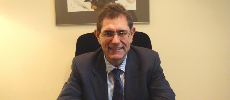 El doctor Manuel Martín Carrasco es vicepresidente de la Sociedad Española de Psiquiatría