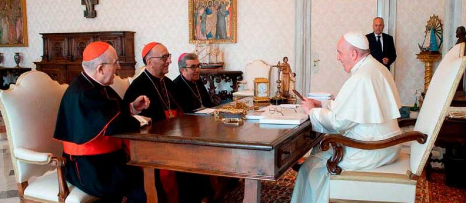 El Papa Francisco junto a Omella, Osoro y Argüello