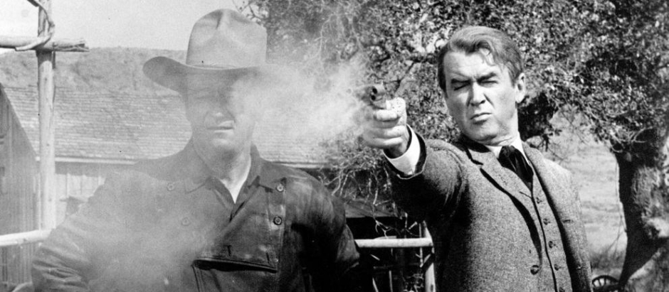 John Wayne y James Stewart en una escena de 'El hombre que mató a Liberty Valance'
