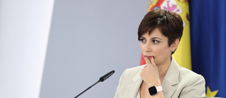 Isabel Rodríguez, portavoz del Gobierno, en rueda de prensa tras el Consejo de Ministros del 19 de abril de 2022