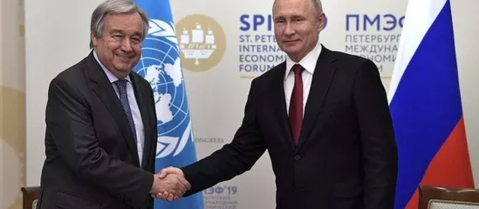 El jefe de la ONU, Antonio Guterres y Vladimir Putin en una foto de archivo de 2019
