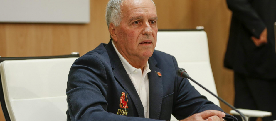 El presidente de la Federación de rugby, Alfonso Feijoo, en rueda de prensa el pasado jueves