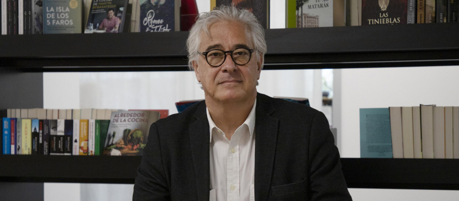 El escritor Jordi Soler acaba de publicar su nueva novela, 'Los hijos del volcán' (Alfaguara)