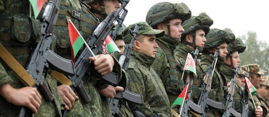 Soldados bielorrusos durante los ejercicios militares Zapad-2021