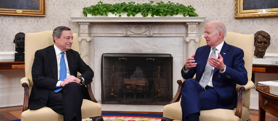 El presidente de los Estados Unidos, Joe Biden, reunido con el primer ministro italiano, Mario Draghi, en la Casa Blanca