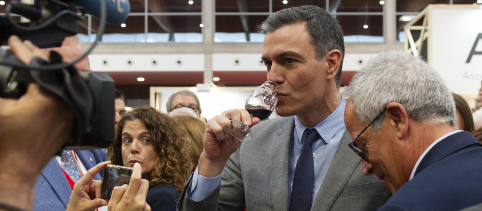 Pedro Sánchez, abucheado a su llegada a la Feria Nacional del Vino
