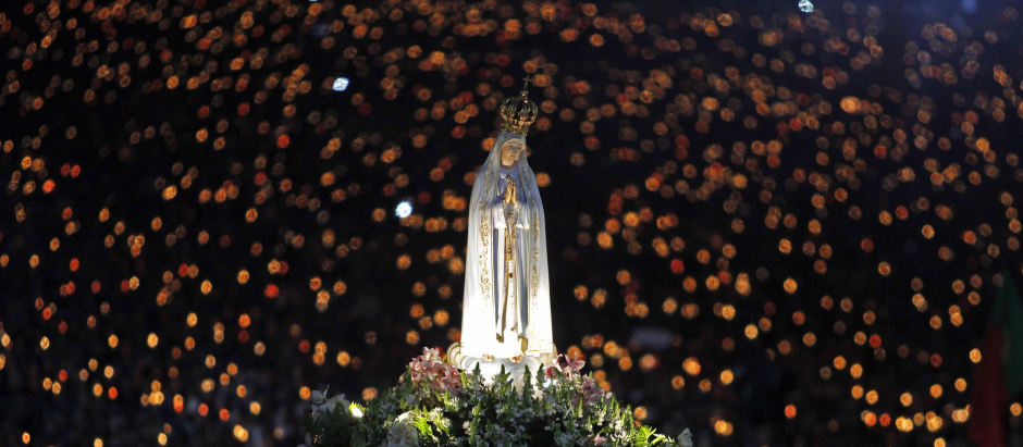 Los tres pastorcillos a los que se apareció la Virgen de Fátima, causa de tanta devoción