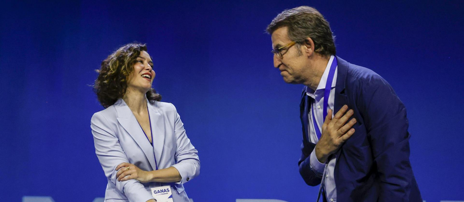 Isabel Díaz Ayuso y Alberto Núñez Feijóo durante el congreso del PP de Madrid