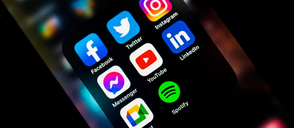 El estudio de redes sociales 2022 muestra la decadencia de Facebook entre los jóvenes