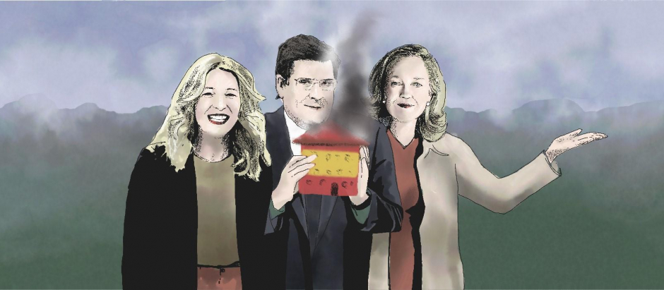 Los ministros Yolanda Díaz, José Luis Escrivá y Nadia Calviño se esfuerzan en dar una visión de la economía más optimista de la que se puede dar.