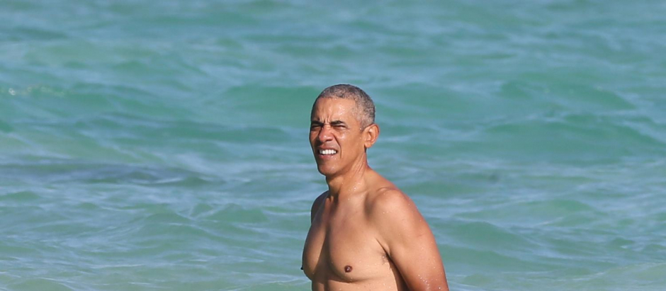 Former president Barack Obama on holidays in Hawaii.