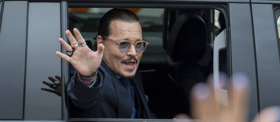 Johnny Depp podría aparecer en la secuela de Beetlejuice