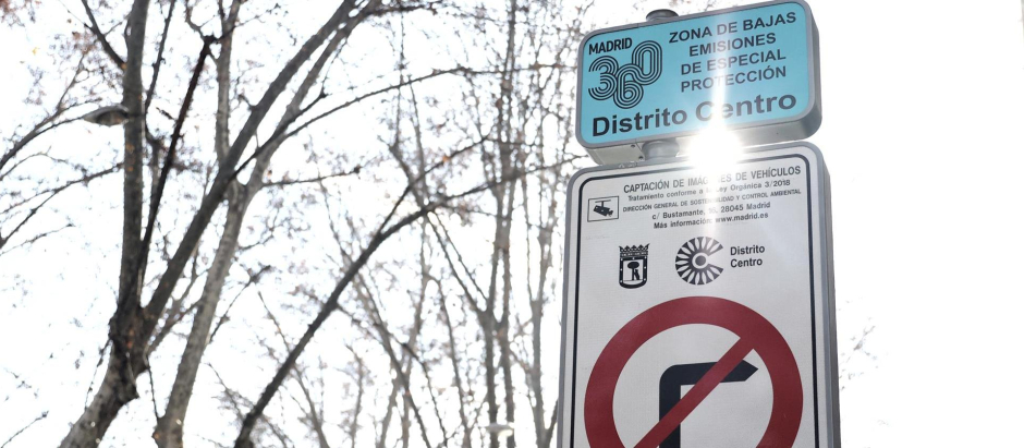 Anuncio de zona de bajas emisiones en Madrid