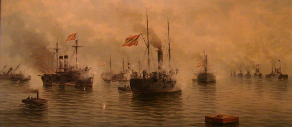 El lienzo representa la batalla de Cavite, que se libró en 1898 durante la Guerra hispanoamericana y supuso una enorme derrota para España, ya que casi toda la flota española resultó aniquilada