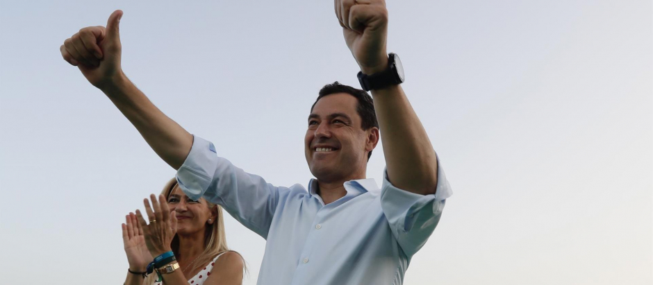 El presidente de la Junta de Andalucía y candidato a la reelección por el PP, Juanma Moreno