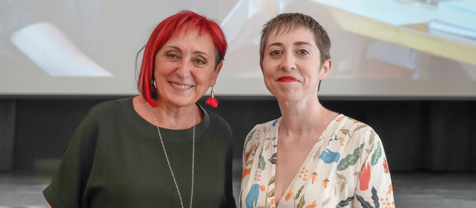 La escritoras Elia Barceló y Elena Medel en la presentación de la Feria del Libro de Fráncfort 2022