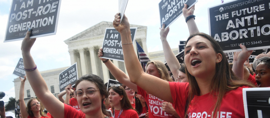 Activistas provida celebran la sentencia de la Corte Suprema de EE.UU.