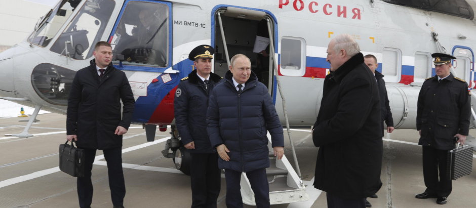 Los escoltas de Vladimir Putin se encargarían de recoger sus heces para proteger sus secretos