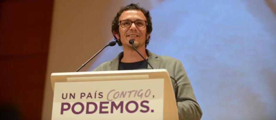 El alcalde de Cádiz Jose Maria Gonzalez "Kichi" durante un acto electoral del partido Podemos en Cádiz en 2015