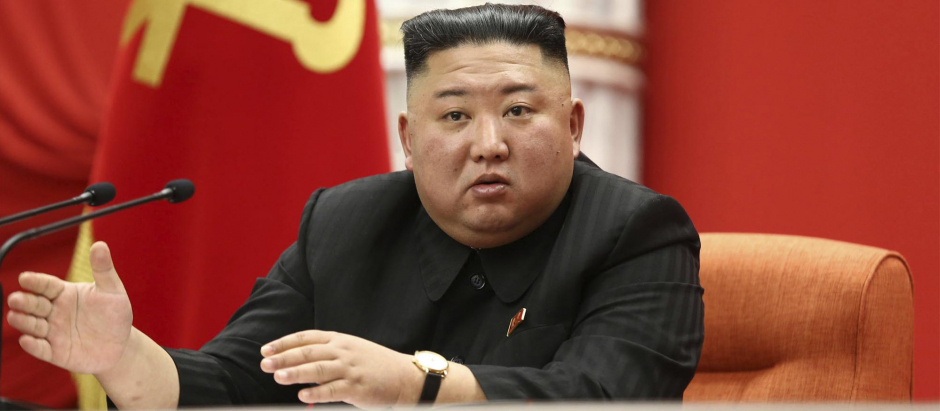 El dictador norcoreano Kim Jong un, desarrollo armas nucleares por que se siente amenazado por una "OTAN asiática"