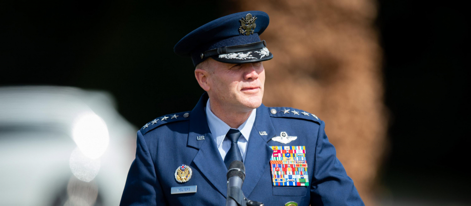 general Tod D. Wolters OTAN