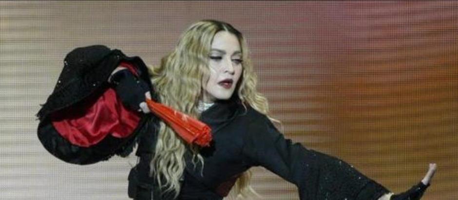La camaleónica Madonna durante una de sus actuaciones