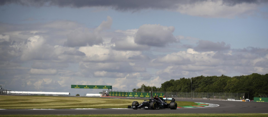 El Mercedes de Hamilton, en Silverstone en 2020