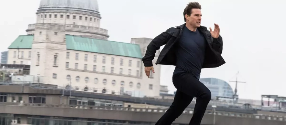 Tom Cruise corre en una escena de Misión Imposible: Fallout