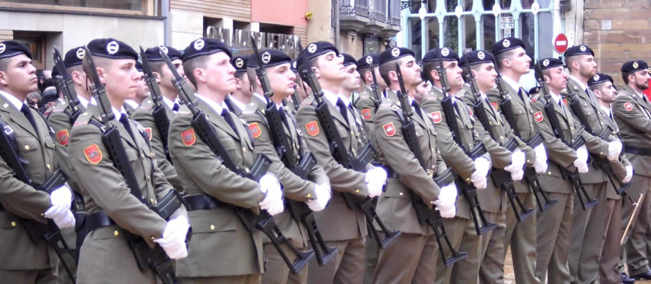 El Regimiento “Asturias” celebra su 350º aniversario.