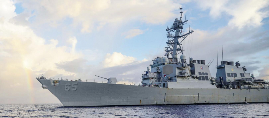 El buque de guerra estadounidense USS Benfold