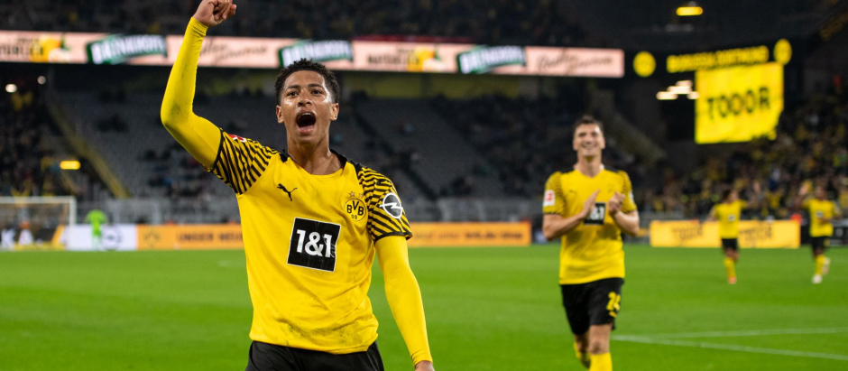 Jude Bellingham celebra un gol con su actual club, el Borussia Dortmund
