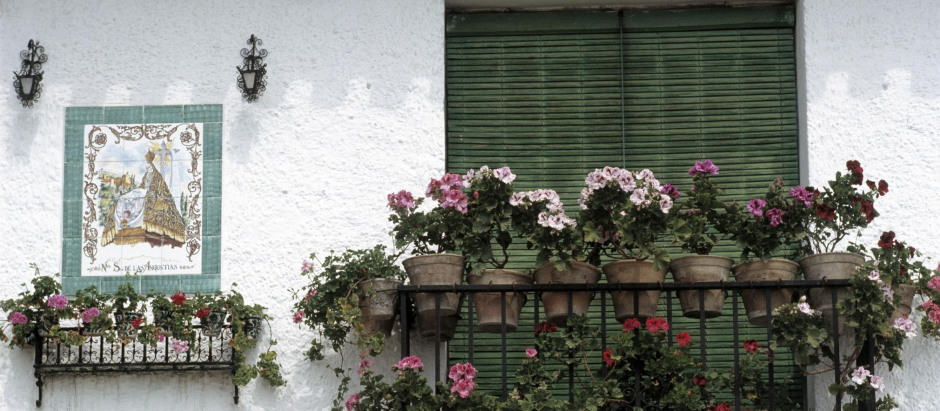 Casa típica del barrio del Albaicín en Granada