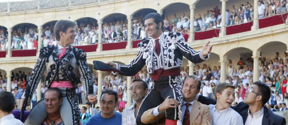 El Juli y Morante de la Puebla, dos de los matadores anunciados en Palma, salen a hombros en Ronda en 2014