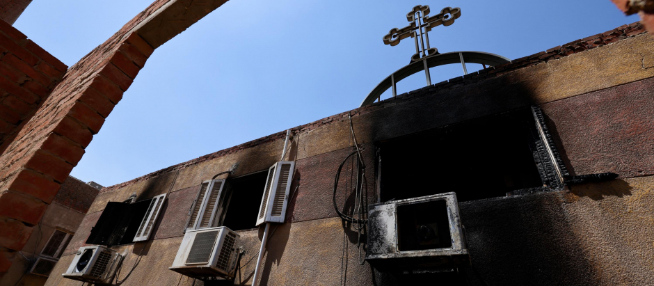 Se incendia otra iglesia copta en Egipto
