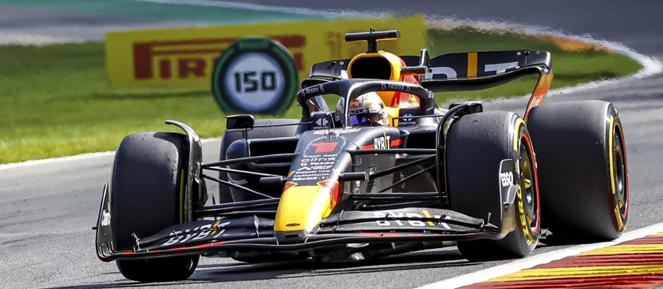 Max Verstappen salió 13º en Bélgica y ganó la carrera con mucha facilidad