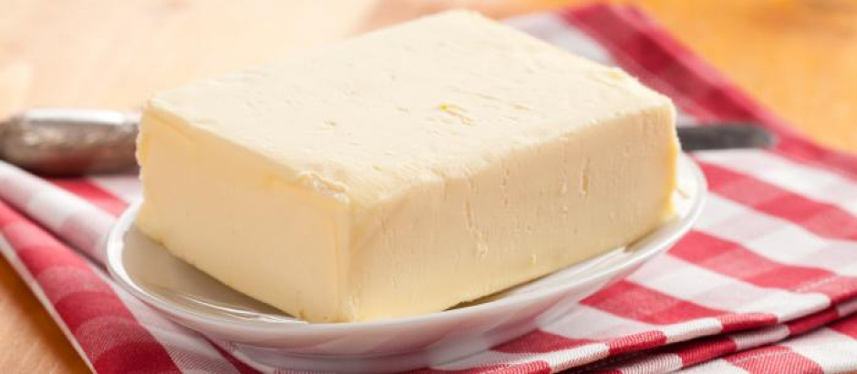 La mantequilla es un alimento milenario, pues se estima que su elaboración comenzó en el área de Mesopotamia entre los años 9000 y 8000 a.C.