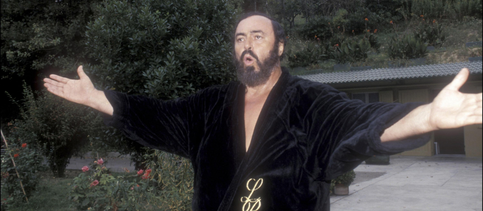Luciano Pavarotti en su casa de Pésaro en 1993