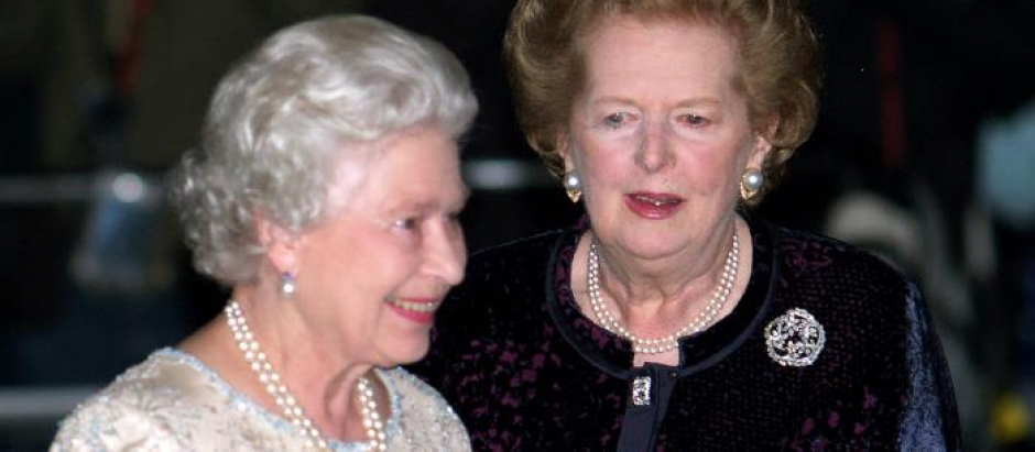 Isabel II y Thatcher, en 2005