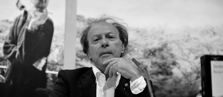 El escritor Javier Marías