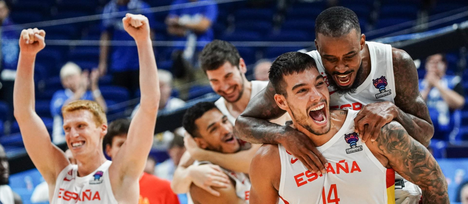 La felicidad de los jugadores de la selección española de baloncesto: están ya en semifinales