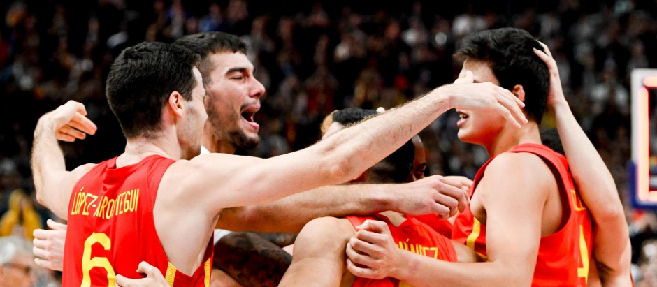 España, en baloncesto, juega este domingo por el oro ante Francia