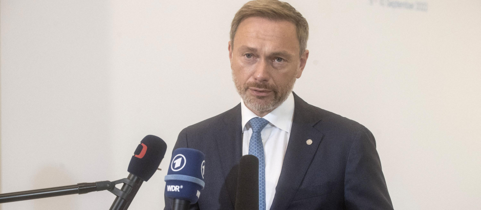 El ministro de Finanzas alemán, Christian Lindner, pidió el tope de los sueldos de los jefes de la televisión pública