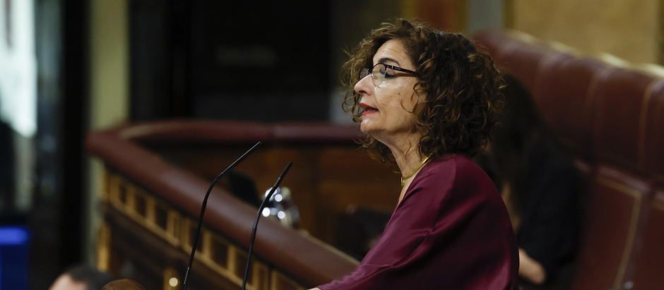 La ministra de Hacienda, María Jesús Montero, en el Congreso de los Diputados