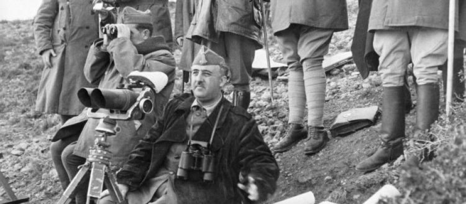 El general Francisco Franco en la decisiva batalla del Ebro de 1938