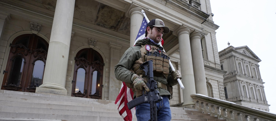 Uno de los paramilitares que participó en el asalto al Capitolio el 6 de enero de 2021 en Washington