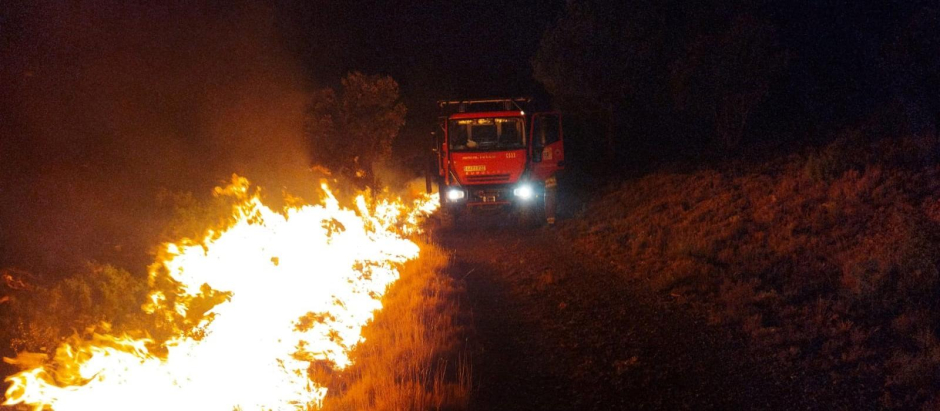 La Diputación de Castellón sigue sin pagar a los bomberos que trabajaron en el incendio del ‘tren del pánico’